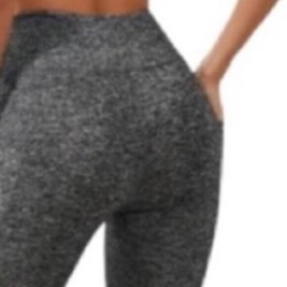 NWT Victoria's Secret Pink Gray Shimmer Pocket Mesh Ultimate Yoga Leggings - Picture 13 of 13